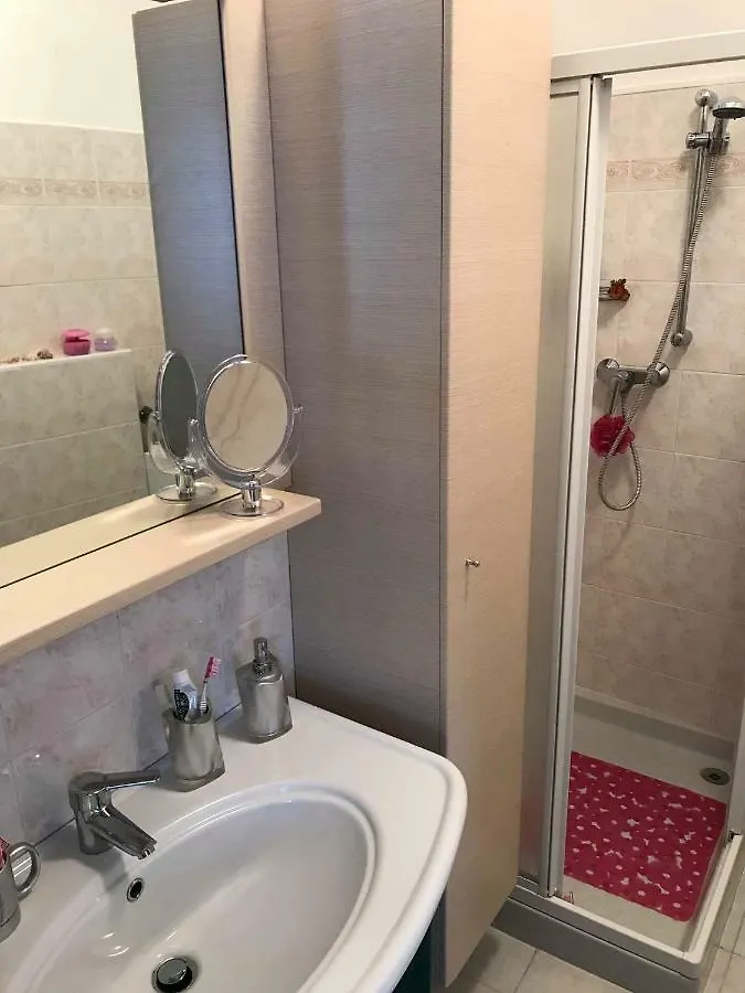 Apartment Sunny Home C2 - 70 Mt Da Piazza Mazzini - 70 Mt Dal Mare Lido di Jesolo Italy